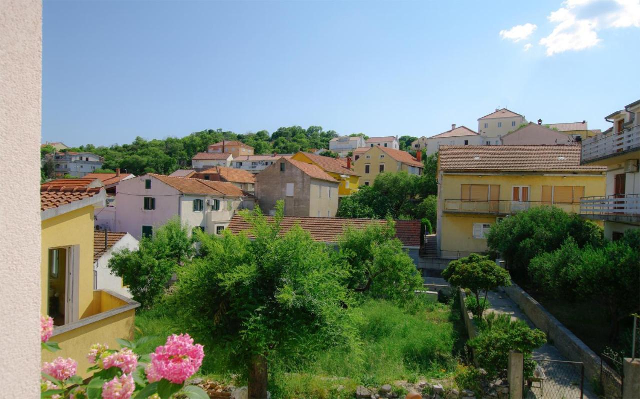Apartmani Porat Сали Екстериор снимка